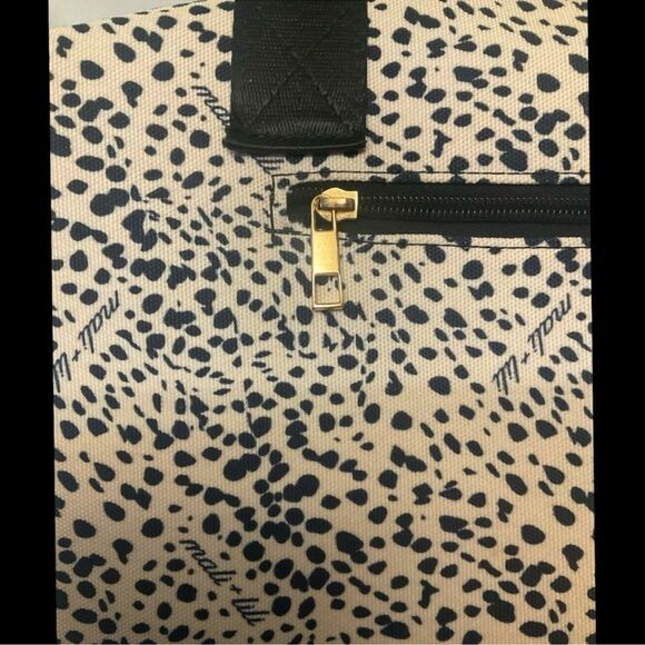 NWT Mali & Lili Animal Print Overnight Duffle Bag - Picture 3 of 6